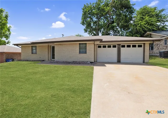 Photo 3 of Single family home for sale at 2004 Pleasant Ln, Copperas Cove, TX 76522 | MLS# 618798 | Listing updated on 2026-08-28