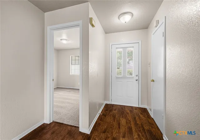 Photo 3 of Sale Pending at 1822 Dusk Dr, Killeen, TX 76543 | MLS# 618806 | Listing updated on 2026-08-20