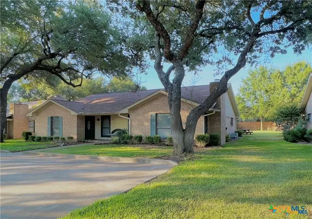 Photo 1 of Multi family home for sale at 727 Royal St #709,711,717,719,725 & 727, Salado, TX 76571 | MLS# 618739 | Listing updated on 2026-08-04