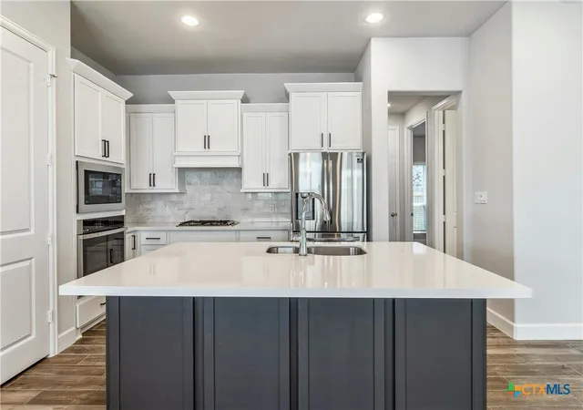 Photo 2 of Single family home for sale at 1117 Blue Oak Blvd, San Marcos, TX 78666 | MLS# 618770 | Listing updated on 2026-09-12