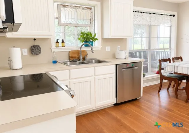 Photo 4 of Sale Pending at 1751 Fm 236, Victoria, TX 77905 | MLS# 618047 | Listing updated on 2026-08-19