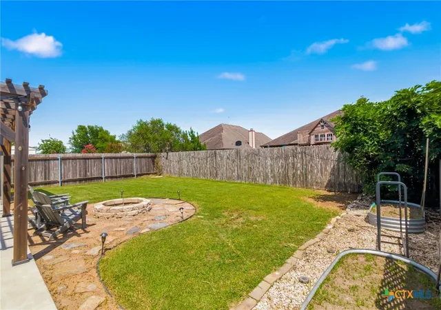 Photo 24 of Single family home for sale at 318 Brushy Crk, Victoria, TX 77904 | MLS# 618836 | Listing updated on 2026-09-10