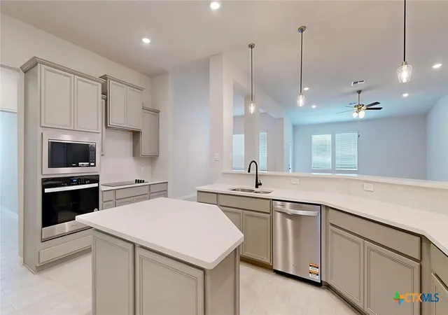 Photo 3 of Sale Pending at 14502 Egon Dr, Salado, TX 76571 | MLS# 618921 | Listing updated on 2026-08-09