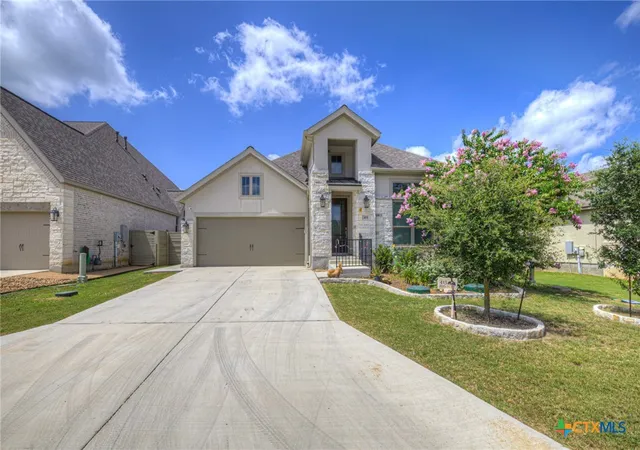 Photo 2 of Single family home for sale at 415 Bridle Trl, New Braunfels, TX 78132 | MLS# 619021 | Listing updated on 2026-08-26