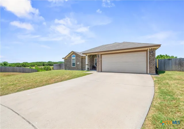 Photo 2 of Single family home for sale at 403 Rainbow Ct, Copperas Cove, TX 76522 | MLS# 619065 | Listing updated on 2026-09-25