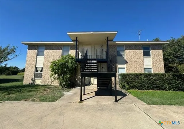 Photo 1 of Multi family home for sale at 1709 Cedarhill Dr, Killeen, TX 76543 | MLS# 618918 | Listing updated on 2026-08-28