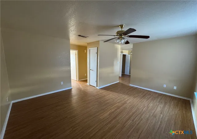 Photo 2 of Multi family home for sale at 1709 Cedarhill Dr, Killeen, TX 76543 | MLS# 618918 | Listing updated on 2026-08-28