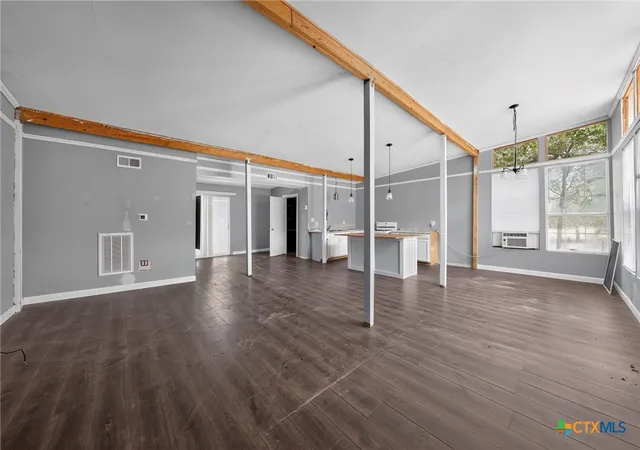 Photo 3 of Single family home for sale at 922 Northwood Cir, Rockdale, TX 76567 | MLS# 619207 | Listing updated on 2026-10-07
