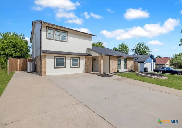 Photo 2 of Single family home for sale at 2412 Botanical Dr, Killeen, TX 76542 | MLS# 619167 | Listing updated on 2026-09-11