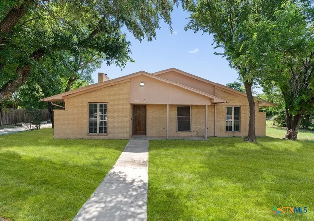 Photo 3 of Single family home for sale at 2010 Patricia St, Copperas Cove, TX 76522 | MLS# 618381 | Listing updated on 2026-08-27