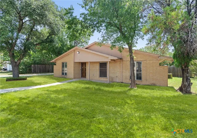 Photo 4 of Single family home for sale at 2010 Patricia St, Copperas Cove, TX 76522 | MLS# 618381 | Listing updated on 2026-08-27