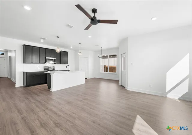 Photo 3 of Single family home for sale at 9014 Chalk Maple Dr, Killeen, TX 76542 | MLS# 618592 | Listing updated on 2026-09-09