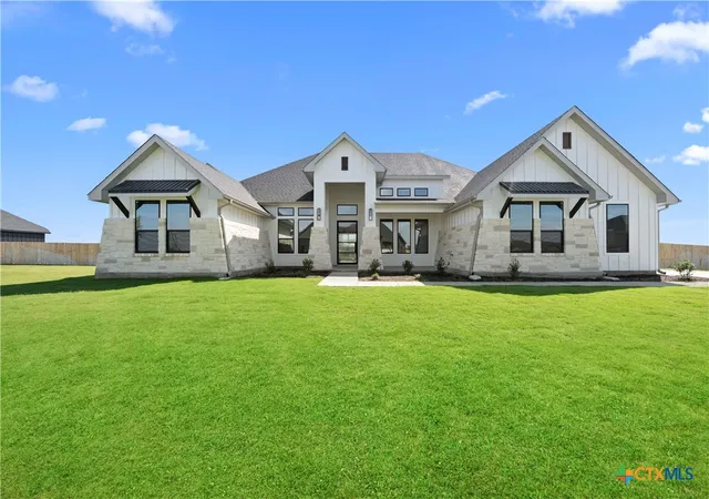 Photo 1 of Single family home for sale at 6762 Kings Ml Dr, Salado, TX 76571 | MLS# 618983 | Listing updated on 2026-09-01
