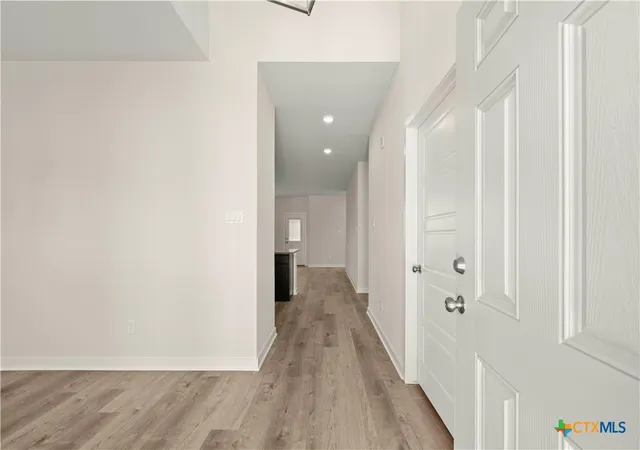 Photo 3 of Single family home for sale at 401 University Ave, Troy, TX 76579 | MLS# 619342 | Listing updated on 2026-09-03
