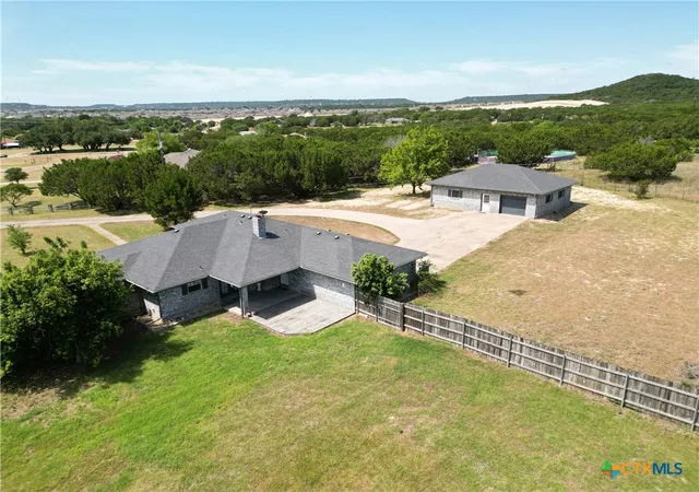 Photo 3 of Single family home for sale at 875 Spring Crk Ln, Copperas Cove, TX 76522 | MLS# 618018 | Listing updated on 2026-09-04