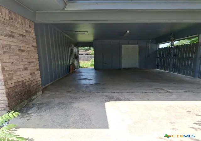 Photo 2 of Single family home for sale at 902 Old Georgetown Rd, Lampasas, TX 76550 | MLS# 619379 | Listing updated on 2026-08-04