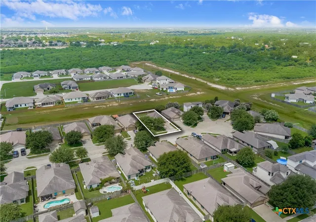 Photo 30 of Single family home for sale at 111 San Polo Ct, Victoria, TX 77904 | MLS# 619397 | Listing updated on 2026-09-11