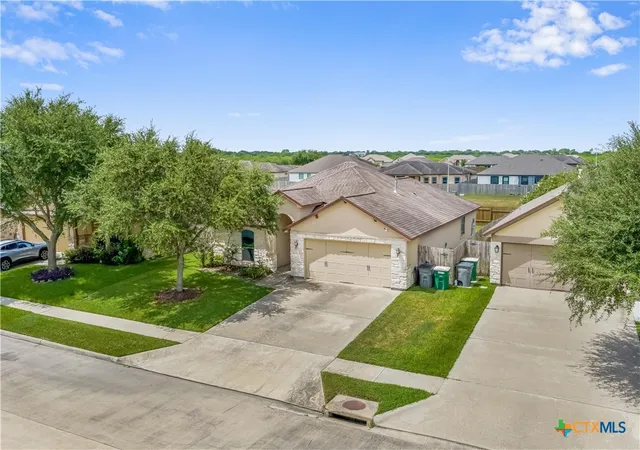 Photo 2 of Single family home for sale at 111 San Polo Ct, Victoria, TX 77904 | MLS# 619397 | Listing updated on 2026-09-11