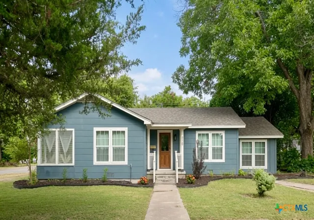 Photo 1 of Sale Pending at 918 South 19th St, Temple, TX 76504 | MLS# 619413 | Listing updated on 2026-09-08