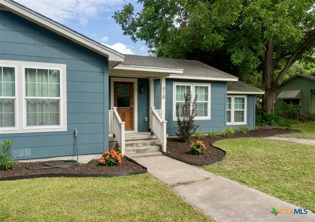 Photo 3 of Sale Pending at 918 South 19th St, Temple, TX 76504 | MLS# 619413 | Listing updated on 2026-09-08