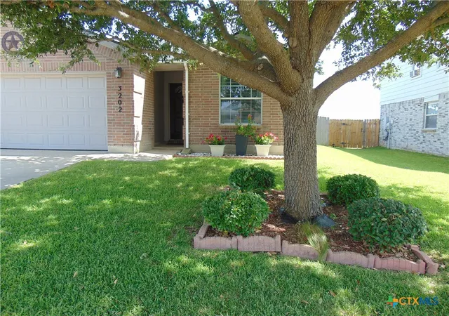 Photo 3 of Sale Pending at 3202 Neel Ct, Killeen, TX 76543 | MLS# 619459 | Listing updated on 2026-08-20