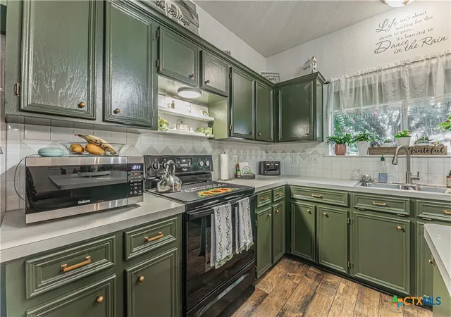 Photo 3 of Sale Pending at 110 Snake Dance Dr, Harker Heights, TX 76548 | MLS# 619469 | Listing updated on 2026-09-30