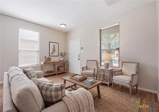 Photo 3 of Single family home for sale at 280 Cordero Dr, San Marcos, TX 78666 | MLS# 619481 | Listing updated on 2026-08-03