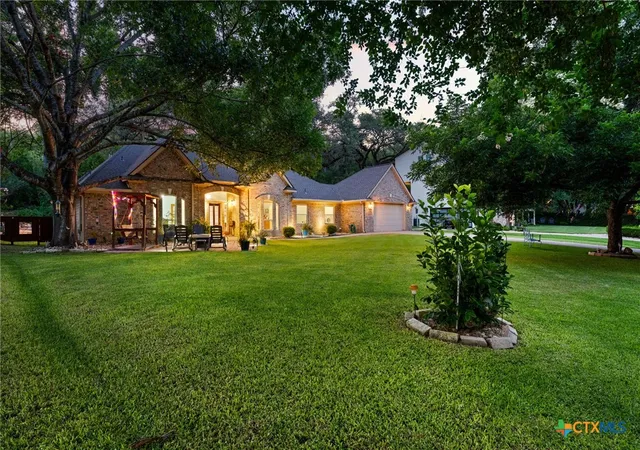 Photo 2 of Single family home for sale at 2700 Pearce Rd, Austin, TX 78730 | MLS# 619535 | Listing updated on 2026-08-21