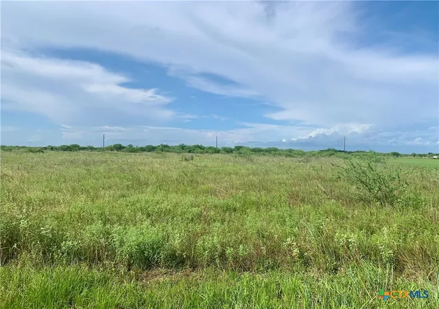 Photo 1 of Land for sale at 483 Shin Oak Rd, Victoria, TX 77904 | MLS# 619277 | Listing updated on 2026-08-22