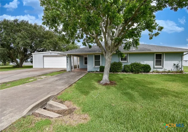 Photo 1 of Sale Pending at 748 W Bayshore Dr, Palacios, TX 77465 | MLS# 619667 | Listing updated on 2026-09-15