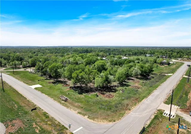 Photo 2 of Land for sale at 112 Empire St, Elgin, TX 78621 | MLS# 619569 | Listing updated on 2026-09-10