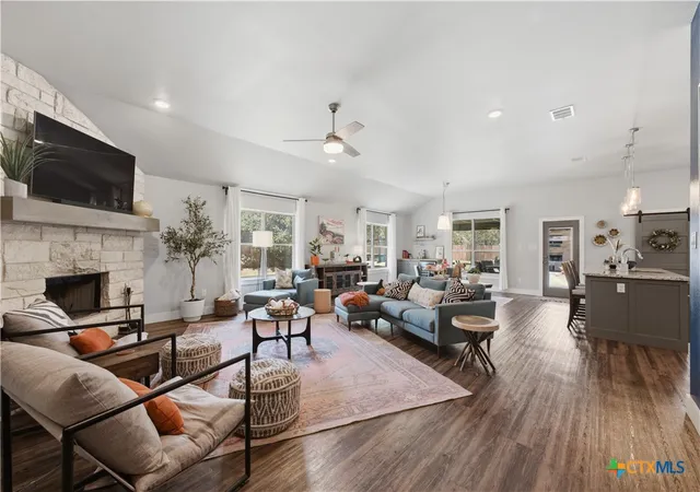 Photo 4 of Single family home for sale at 8410 Fm 2484, Salado, TX 76571 | MLS# 619611 | Listing updated on 2026-09-03