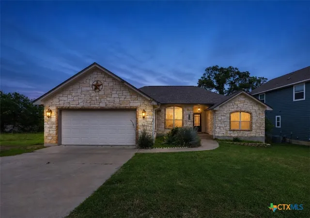 Photo 1 of Single family home for sale at 220 Ulupau Cir, Bastrop, TX 78602 | MLS# 619820 | Listing updated on 2026-10-01