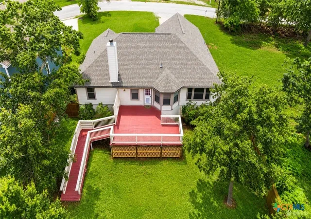 Photo 3 of Single family home for sale at 220 Ulupau Cir, Bastrop, TX 78602 | MLS# 619820 | Listing updated on 2026-10-01