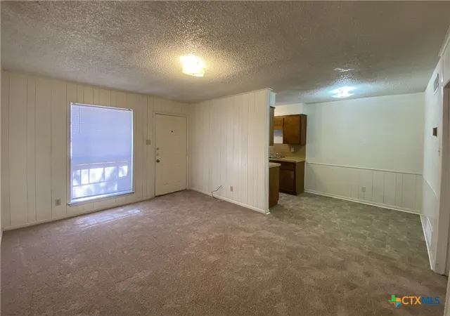 Photo 3 of House for sale at 1105 Parmer Ave, Killeen, TX 76541 | MLS# 619862 | Listing updated on 2026-08-26