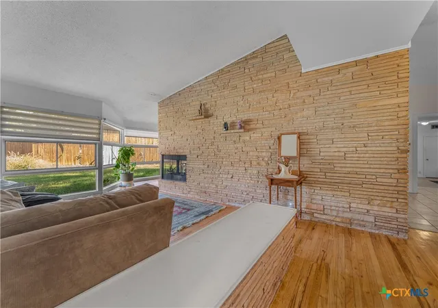 Photo 2 of Single family home for sale at 4337 Cedar Mountain Dr, Waco, TX 76708 | MLS# 619902 | Listing updated on 2026-09-14