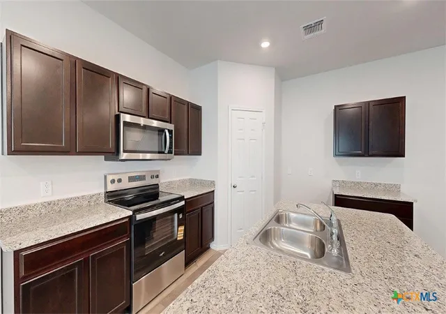 Photo 4 of Sale Pending at 505 Hector Loop, Georgetown, TX 78626 | MLS# 619908 | Listing updated on 2026-08-12