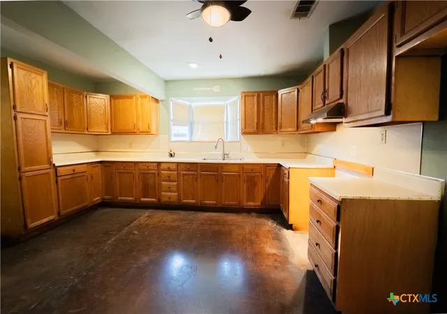 Photo 4 of Single family home for sale at 2802 Hillside Dr, Killeen, TX 76543 | MLS# 619926 | Listing updated on 2026-08-06