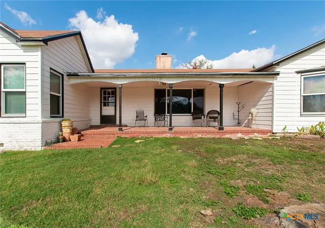 Photo 3 of Single family home for sale at 4417 S Pea Ridge Rd, Temple, TX 76502 | MLS# 619890 | Listing updated on 2026-10-07