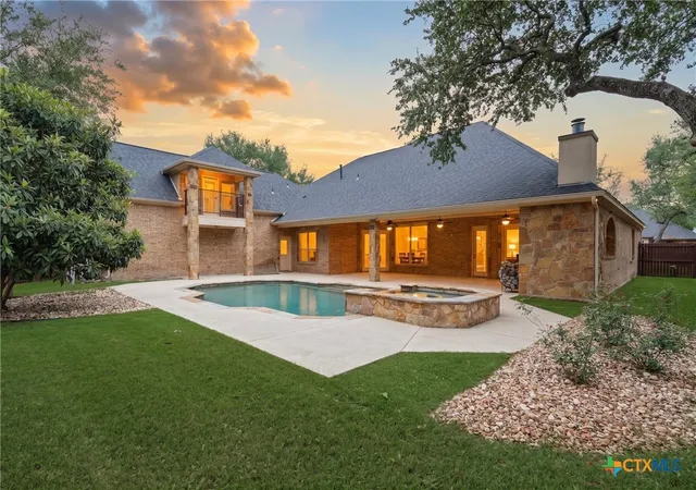 Photo 2 of Single family home for sale at 12 Lago Verde Ln, Belton, TX 76513 | MLS# 619899 | Listing updated on 2026-08-19