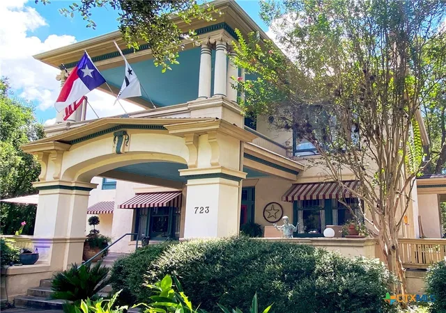 Photo 3 of Mansion for sale at 723 Saint James St, Gonzales, TX 78629 | MLS# 619915 | Listing updated on 2026-09-21