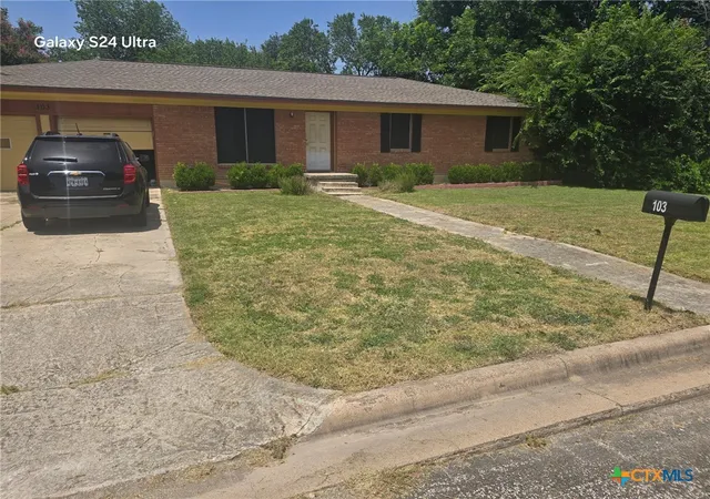 Photo 1 of Single family home for sale at 103 E Cherokee Dr, Harker Heights, TX 76548 | MLS# 620050 | Listing updated on 2026-09-08