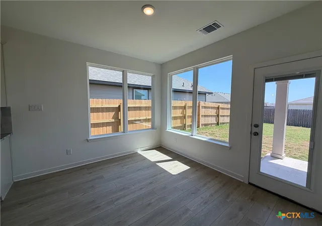 Photo 4 of Sale Pending at 5506 Betula Dr, Killeen, TX 76549 | MLS# 620178 | Listing updated on 2026-09-02