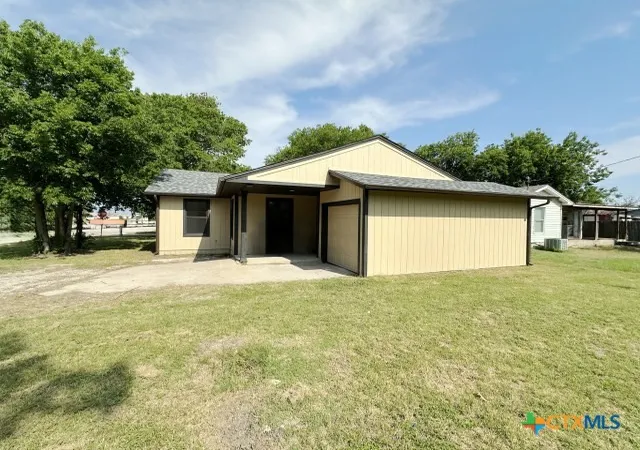 Photo 4 of Sale Pending at 301 N 21st Street, Temple, TX 76504 | MLS# 620184 | Listing updated on 2026-10-06