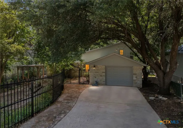 Photo 1 of Single family home for sale at 1648 Ponderosa Dr, New Braunfels, TX 78132 | MLS# 620302 | Listing updated on 2026-08-12