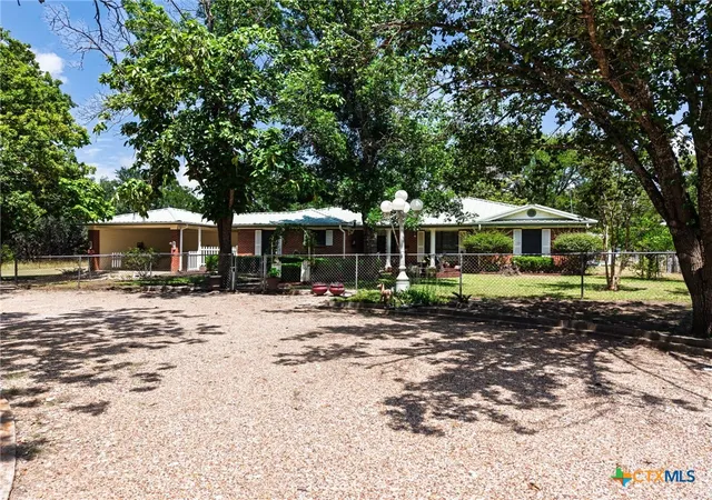 Photo 1 of Single family home for sale at 105 Lms Ln, Gatesville, TX 76528 | MLS# 620383 | Listing updated on 2026-08-26