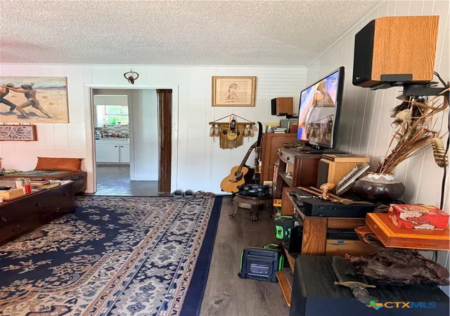 Photo 4 of Single family home for sale at 1114 Reyes St, San Marcos, TX 78666 | MLS# 620111 | Listing updated on 2026-09-04