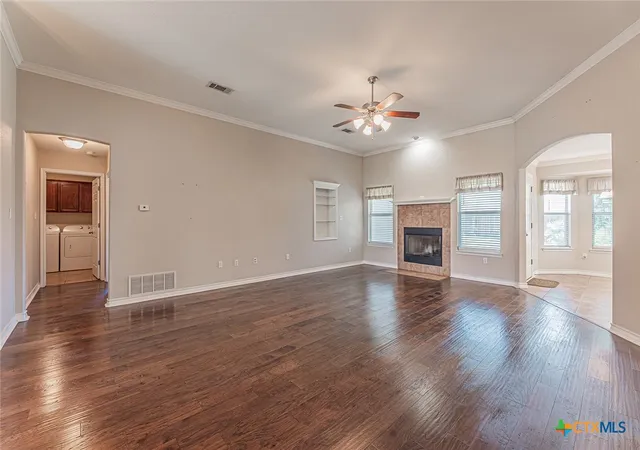 Photo 3 of Sale Pending at 1003 Ridgeview Dr, Temple, TX 76502 | MLS# 620409 | Listing updated on 2026-10-06