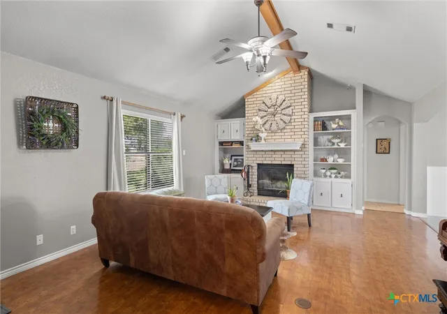 Photo 3 of Single family home for sale at 349 Seven Ranch Rd, Salado, TX 76571 | MLS# 620515 | Listing updated on 2026-09-16