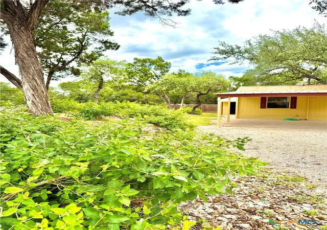 Photo 4 of Sale Pending at 163 Quail Run St, Canyon Lake, TX 78133 | MLS# 620532 | Listing updated on 2026-08-03